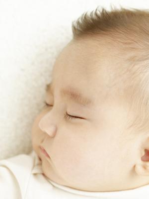 削らず痛くない虫歯治療を行なう歯科